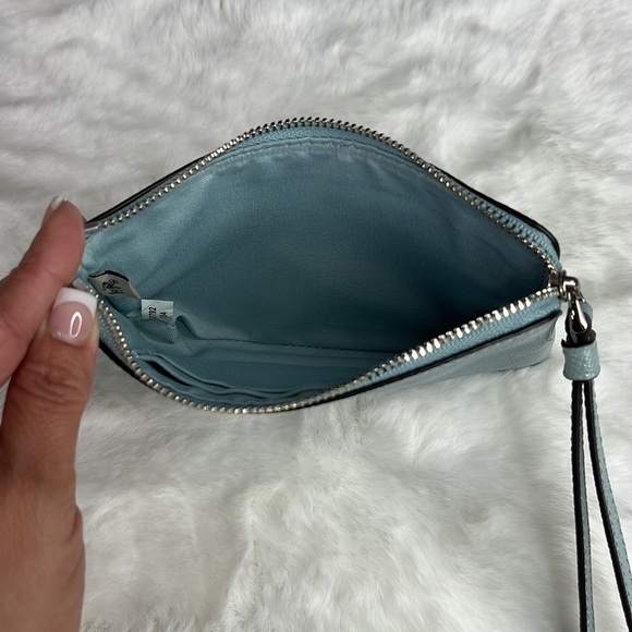 Coach LEATHER WRISTLET IN sparkly blue 6”x4” NWOT - Picture 5 of 6